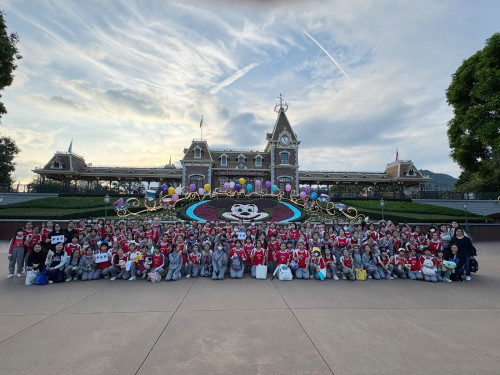 Primary 6 Graduation Trip to Hong Kong Disneyland
